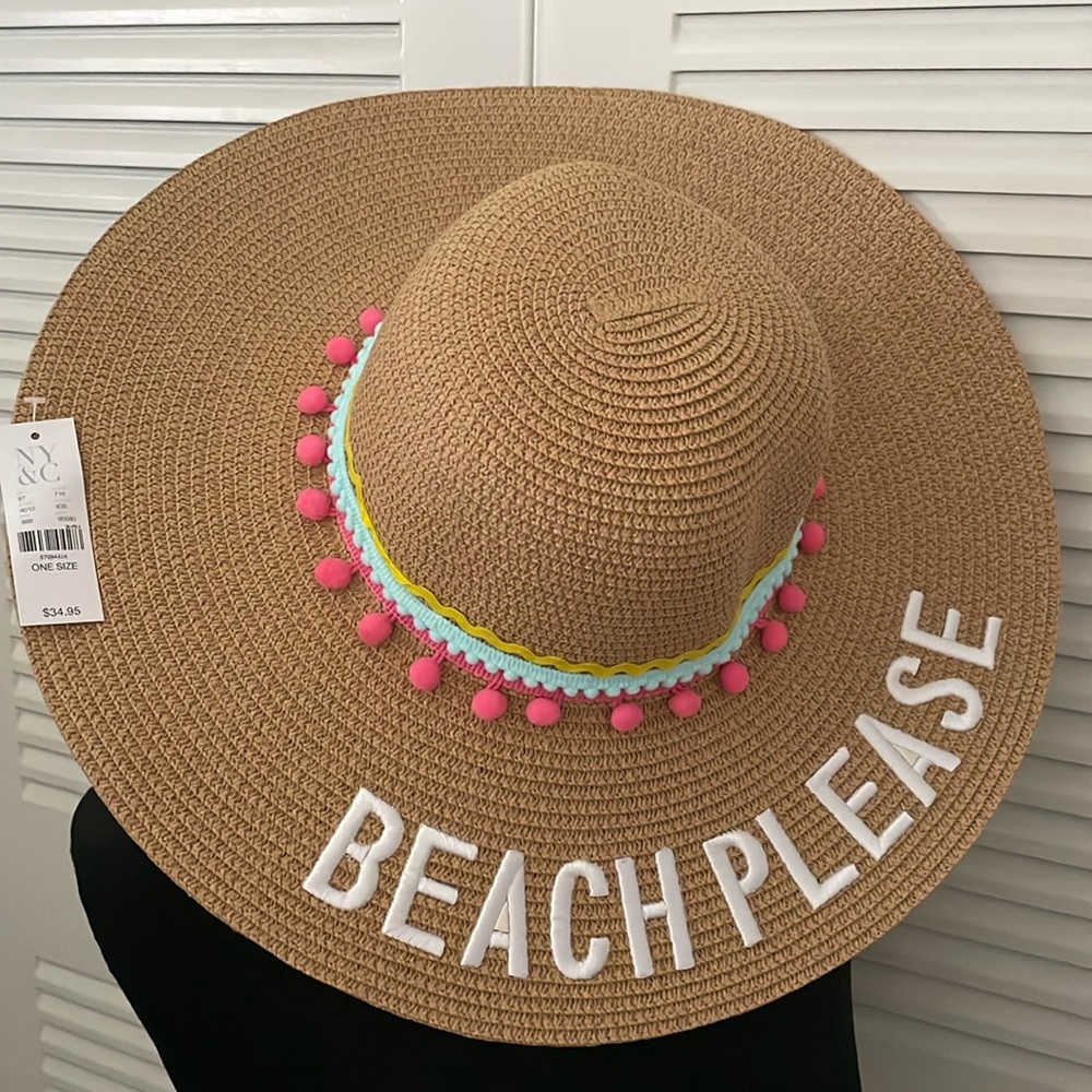 Beach hat NEW